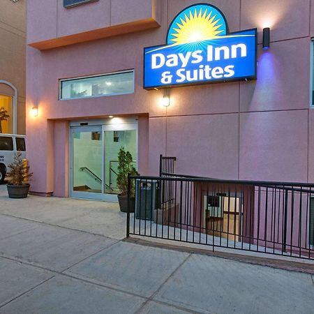 Days Inn & Suites By Wyndham Ozone Park/Jfk Airport New York Kültér fotó