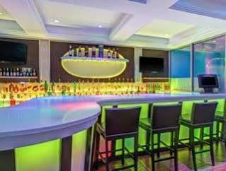 Days Inn & Suites By Wyndham Ozone Park/Jfk Airport New York Kültér fotó